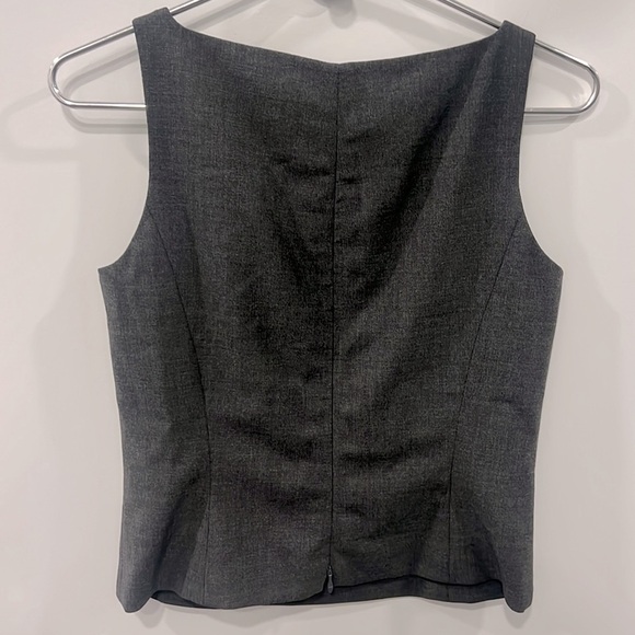 Ann Taylor Grey Shell | Stretch 96% Wool Blend | Excellent Condition | Size 4 | - Picture 2 of 8